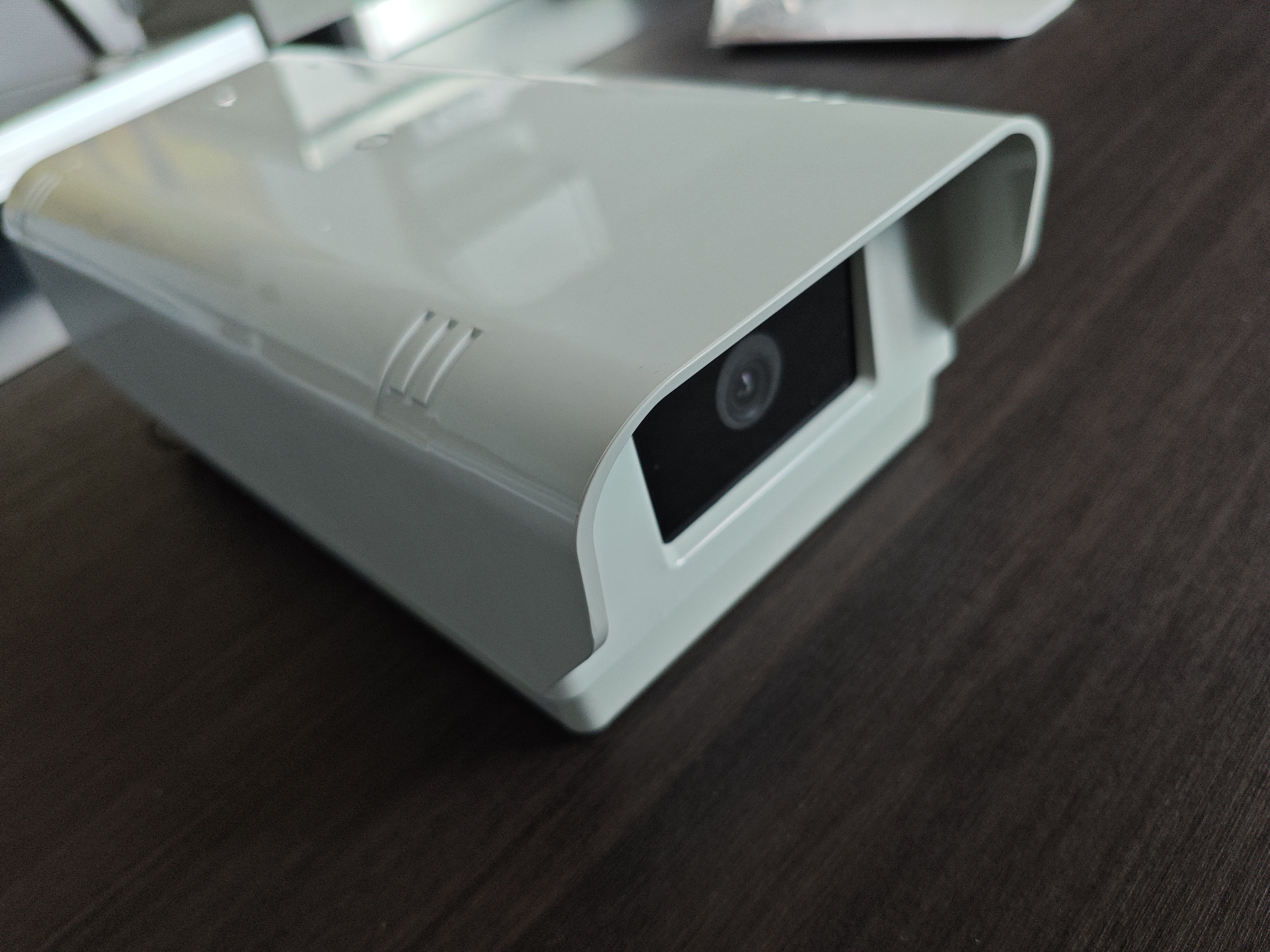 轻量化一体化监拍装置